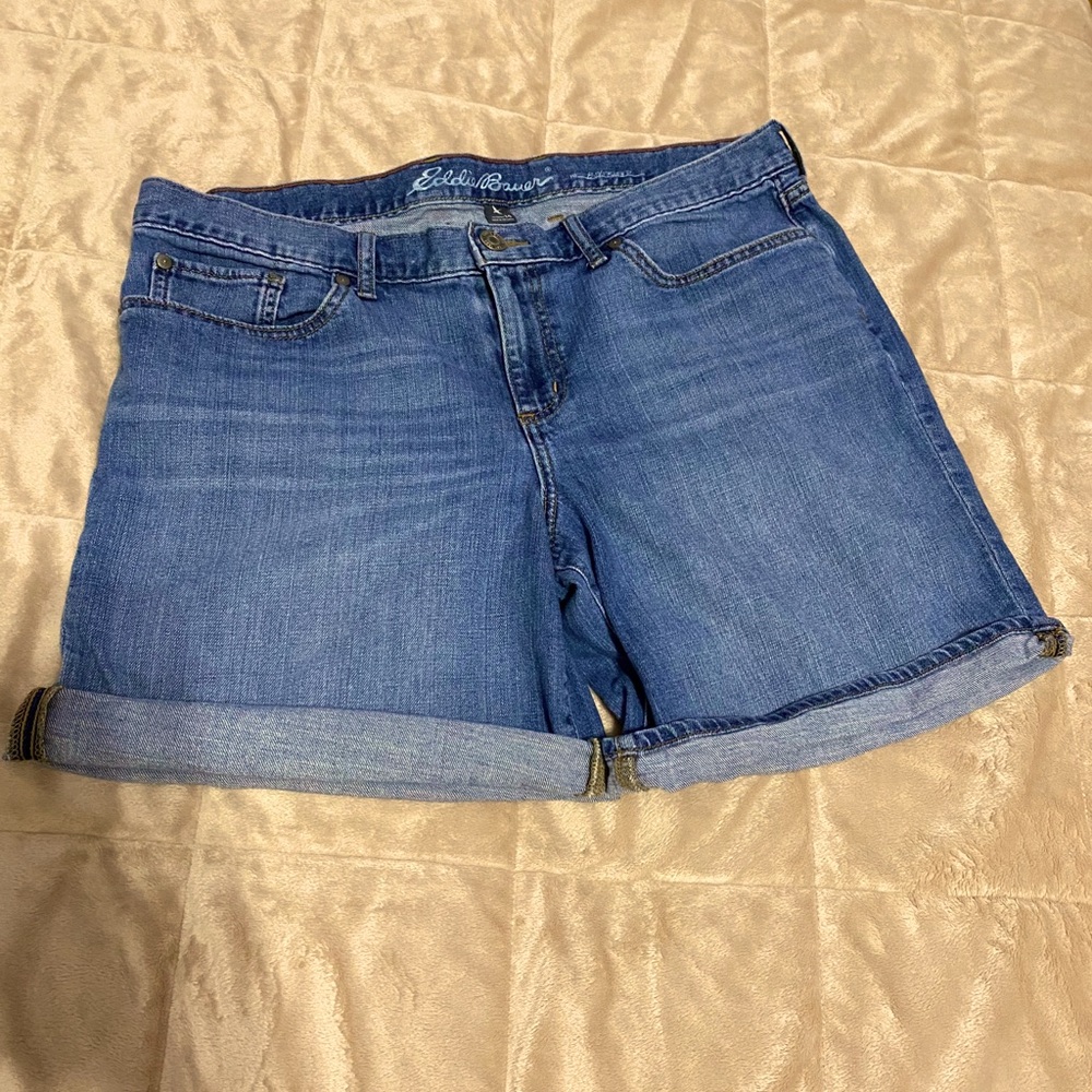 2 pair Eddie Bauer boyfriend roll up/down shorts